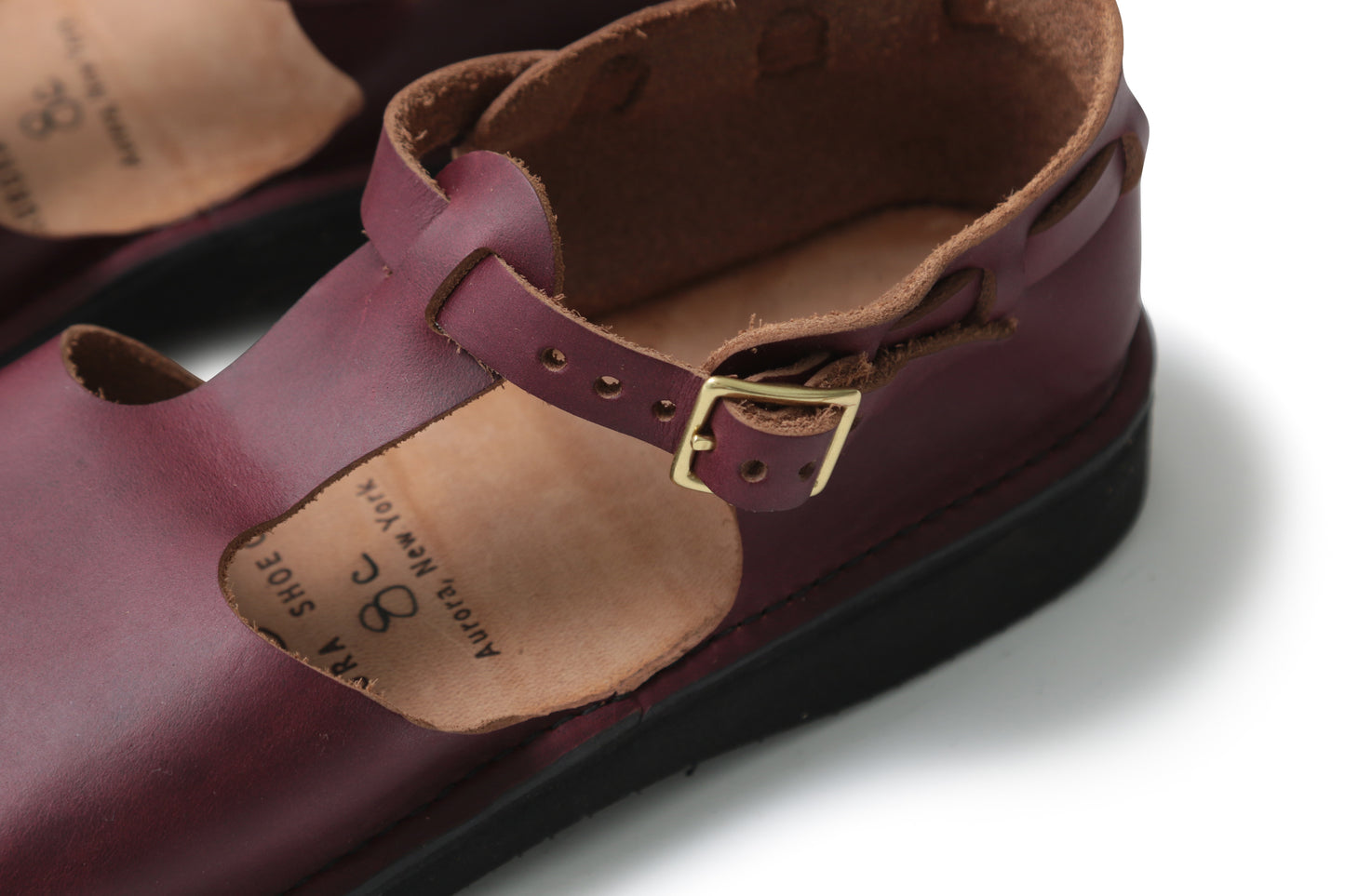 T-Strap_Burgundy